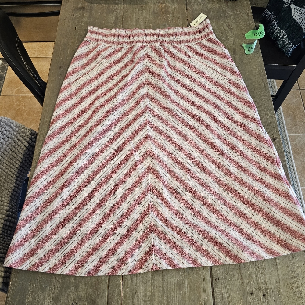 MAX STUDIO | NWT Red & White Diagonal Striped Midi Skirt with Pockets – Medium - Picture 3 of 7